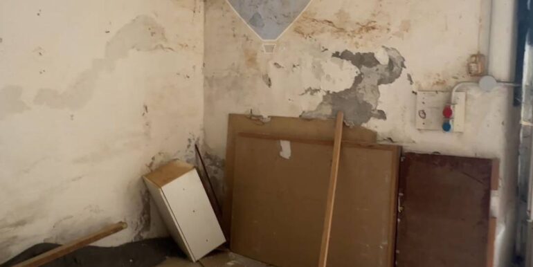 20251031125359-997502-7