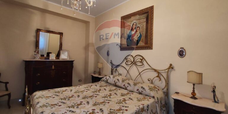 20251031174810-997609-13