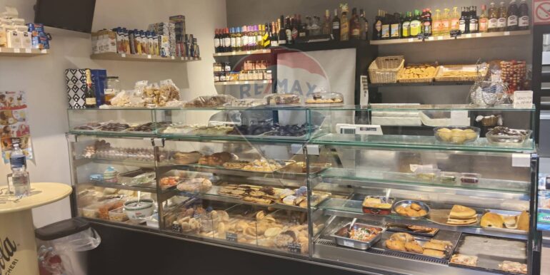 20251102182606-997705-6