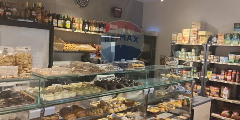 20251102182609-997705-7