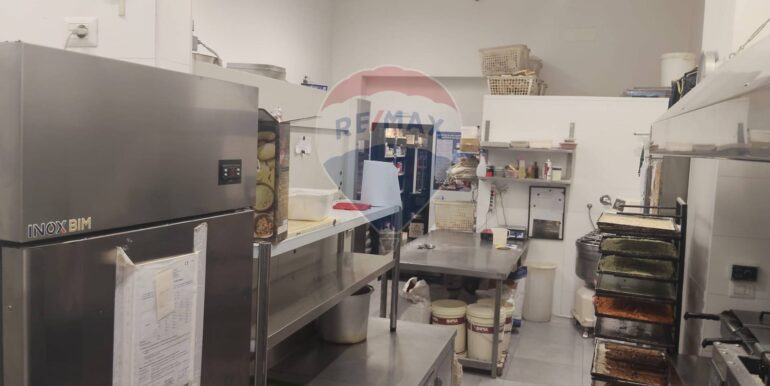 20251102182645-997705-17