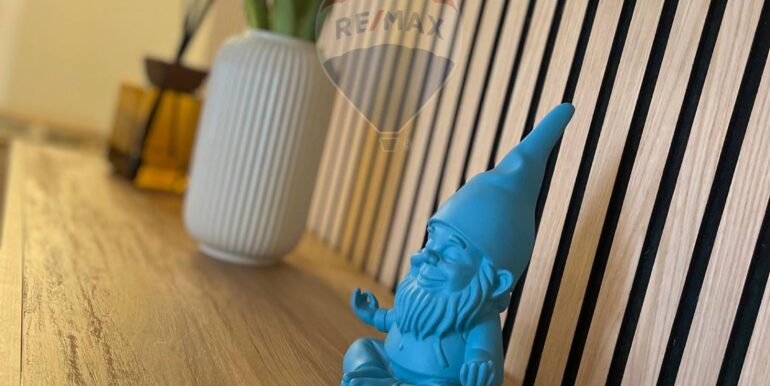 20251102191451-997708-7