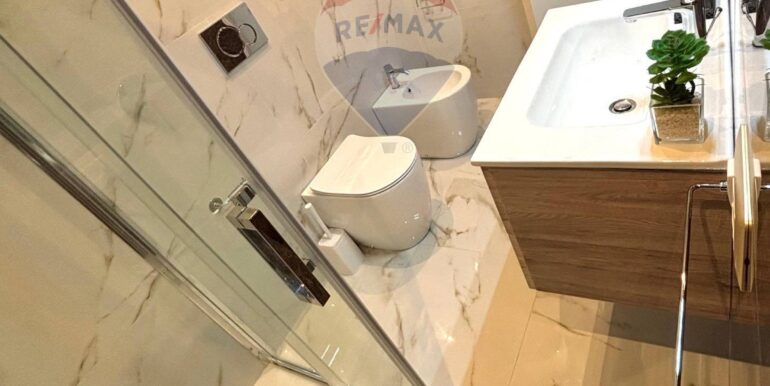 20251102191605-997708-19