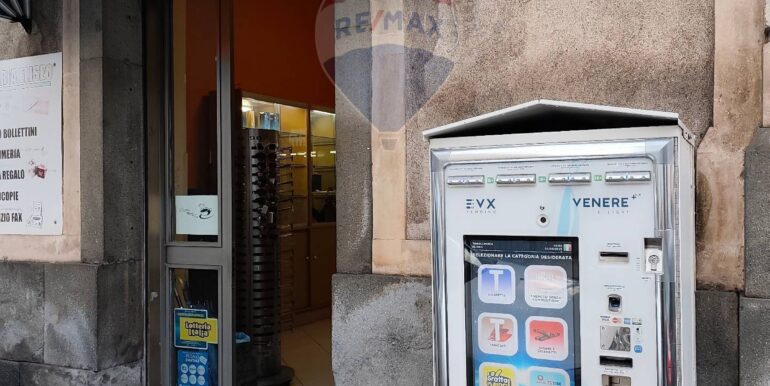 20251102193038-997709-1