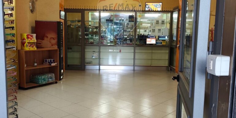 20251102193058-997709-4