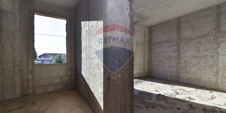 20251102193956-997710-16