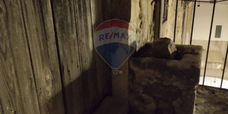 20251102214234-997657-14