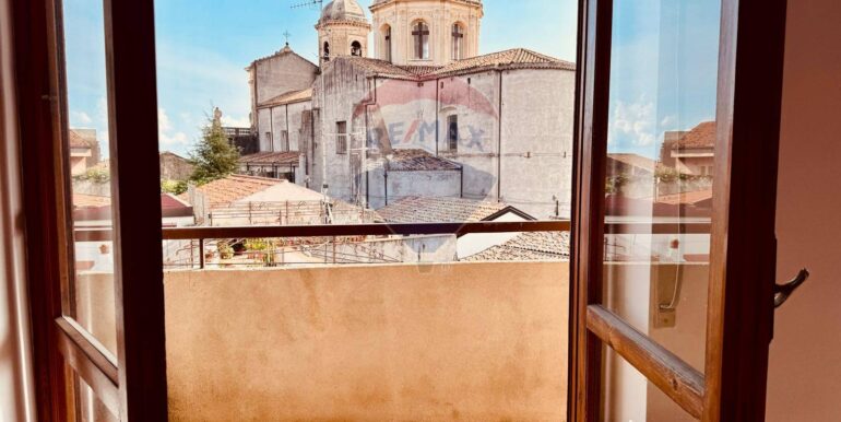 20251103122320-997798-1