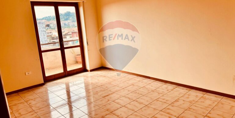 20251103122343-997798-10