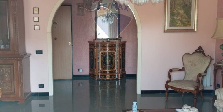 20251103174313-998262-33