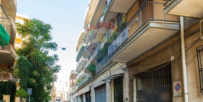 20251103183320-998277-3