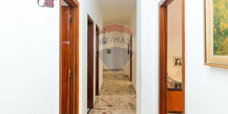 20251103183339-998277-11