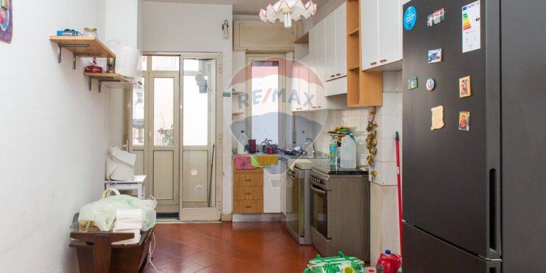 20251103183400-998277-18