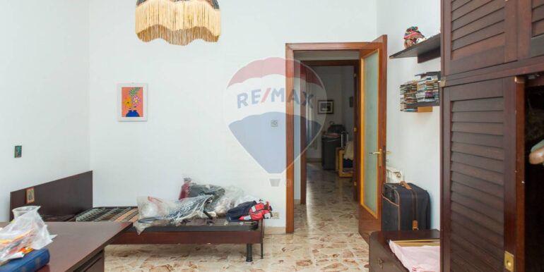 20251103183427-998277-29