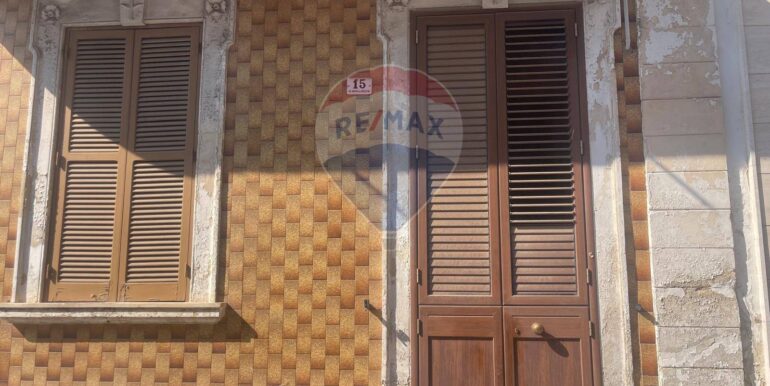 20251103220525-998314-2