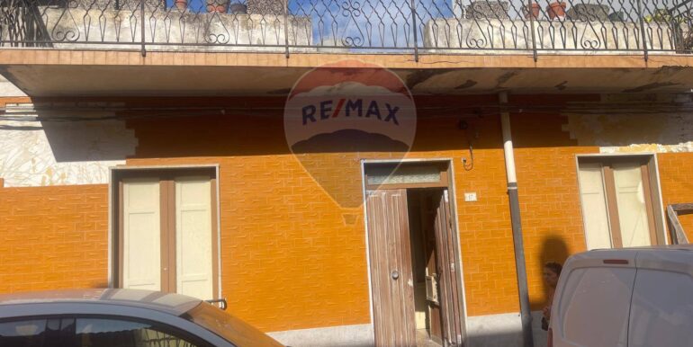 2025110403448-998329-4