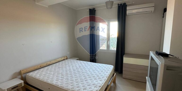 20251104115346-998409-12