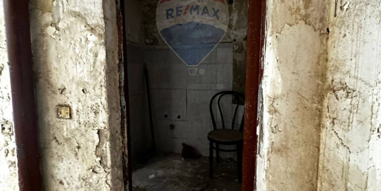 20251104173206-997502-7