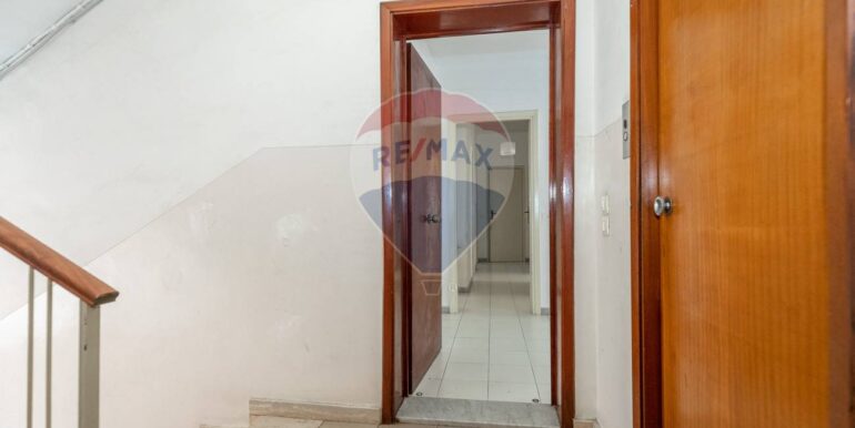 20251104173415-998521-8