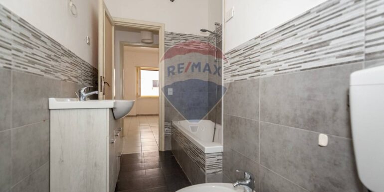 20251104173417-998521-26