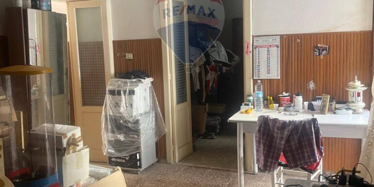 20251104180919-998329-12