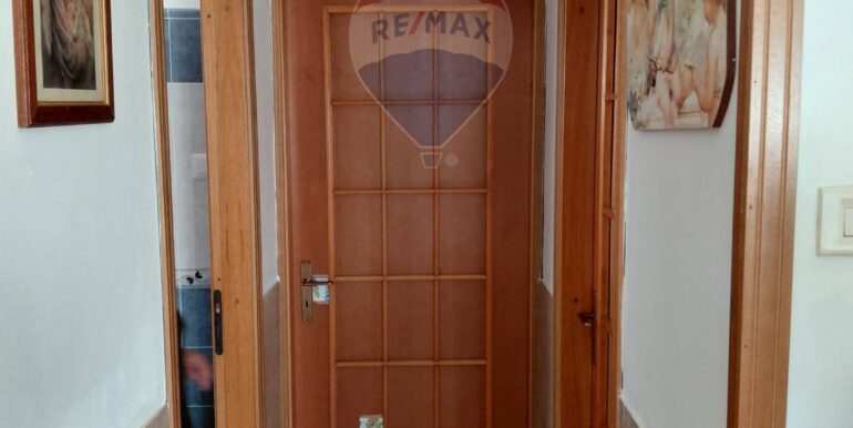 20251104181656-998539-6