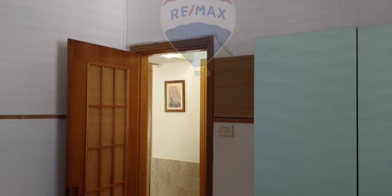 20251104181657-998539-10