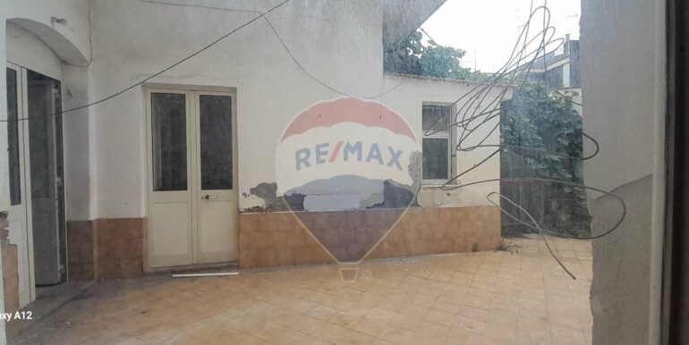 20251104185649-998477-7