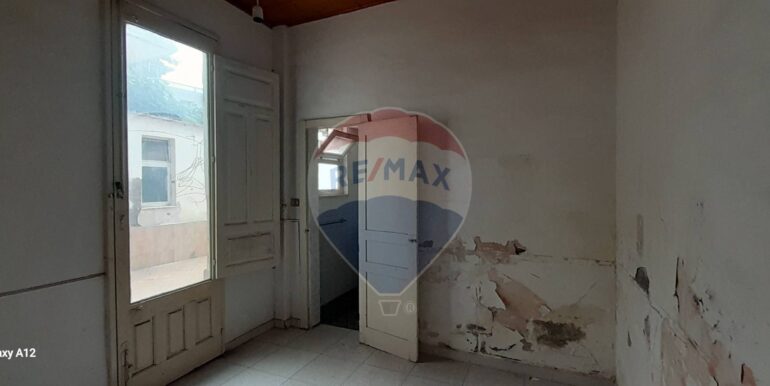 20251104185650-998477-8