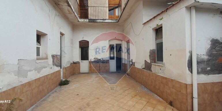 20251104185654-998477-10