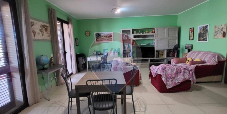 20251104224337-998809-15