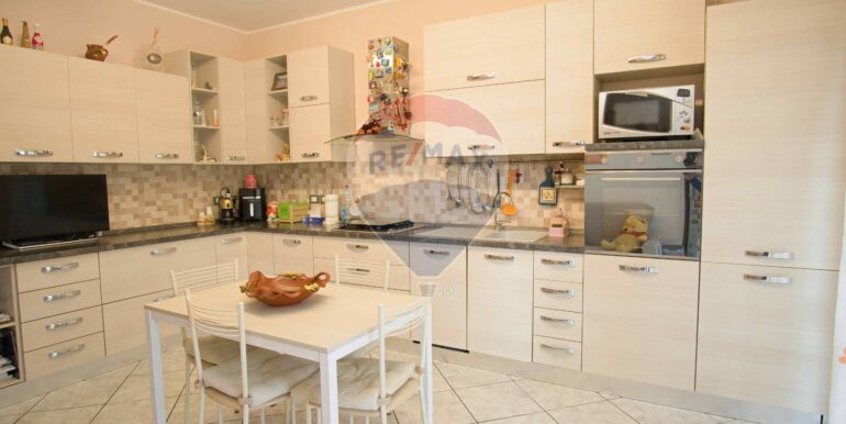 20251105102057-998415-21