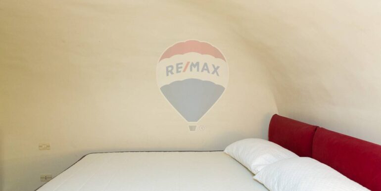 20251105114244-998353-21