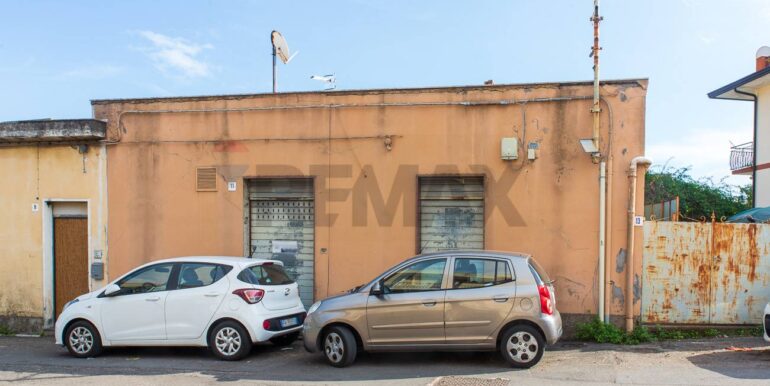 20251105120318-975634-4