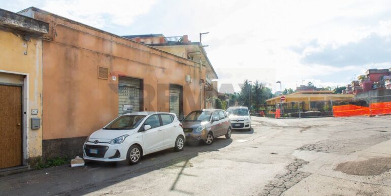 20251105120325-975634-5