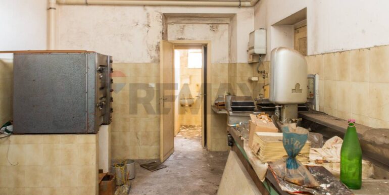 20251105120409-975634-16