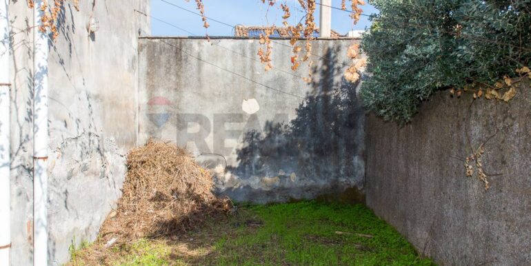 20251105120429-975634-22