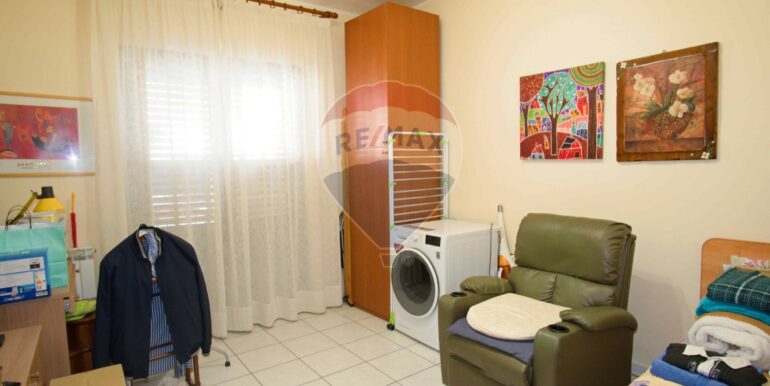 20251105124041-998448-3