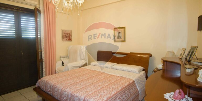 20251105124053-998448-7