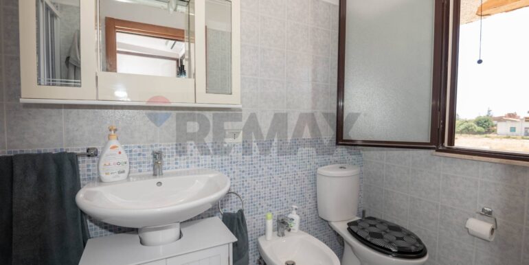 20251105142654-998952-15