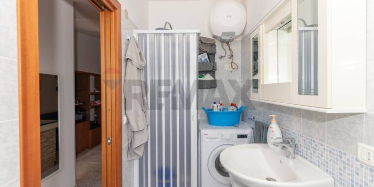 20251105142703-998952-16