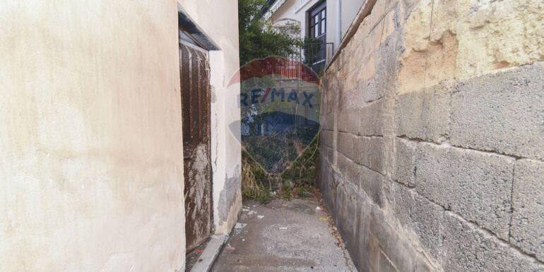 20251105152554-998978-8