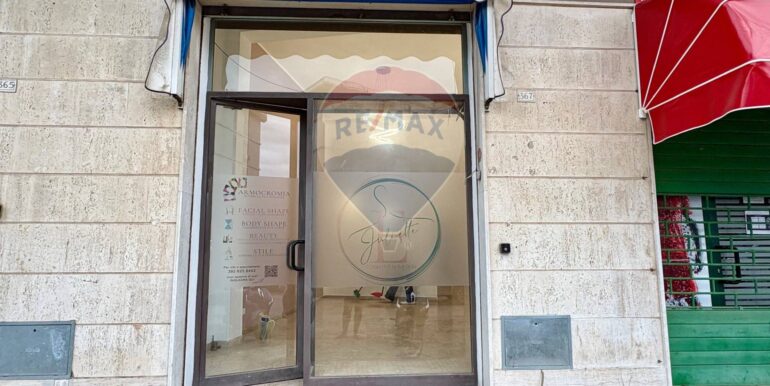 20251105180415-999086-3