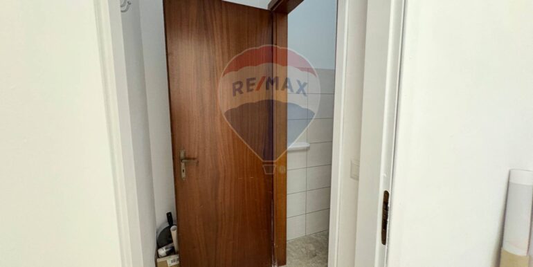 20251105180508-999086-22