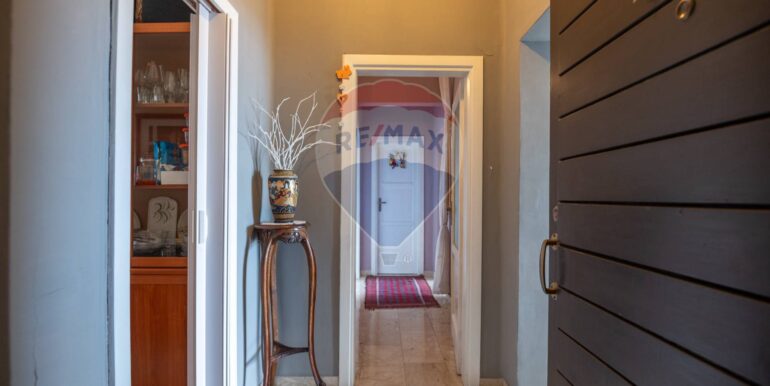 20251105183620-999108-10