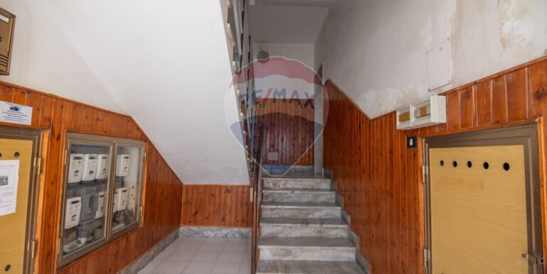 20251105183620-999108-11