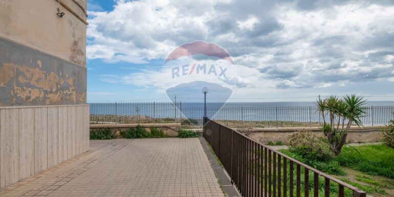 20251105183621-999108-16