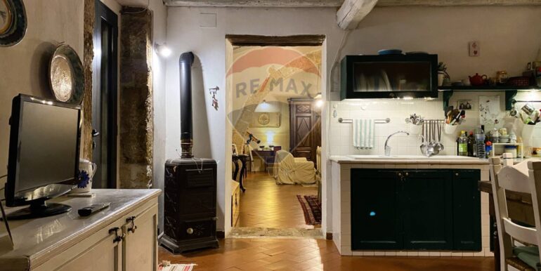 20251105190220-999117-10