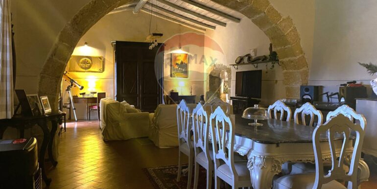 20251105190220-999117-11