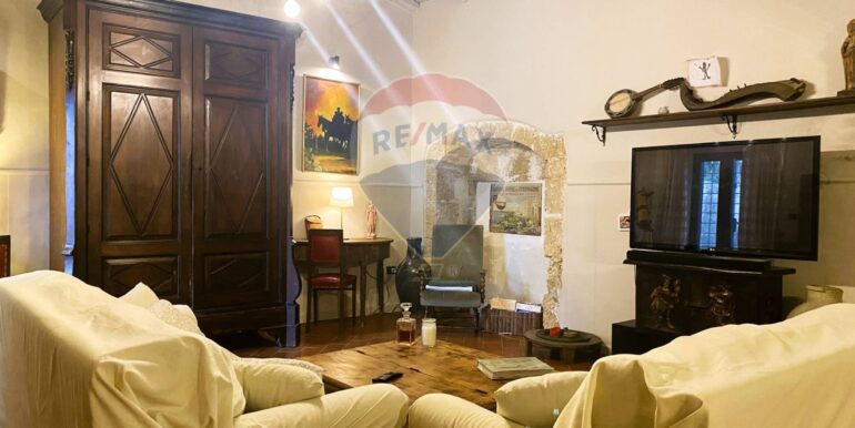 20251105190221-999117-16